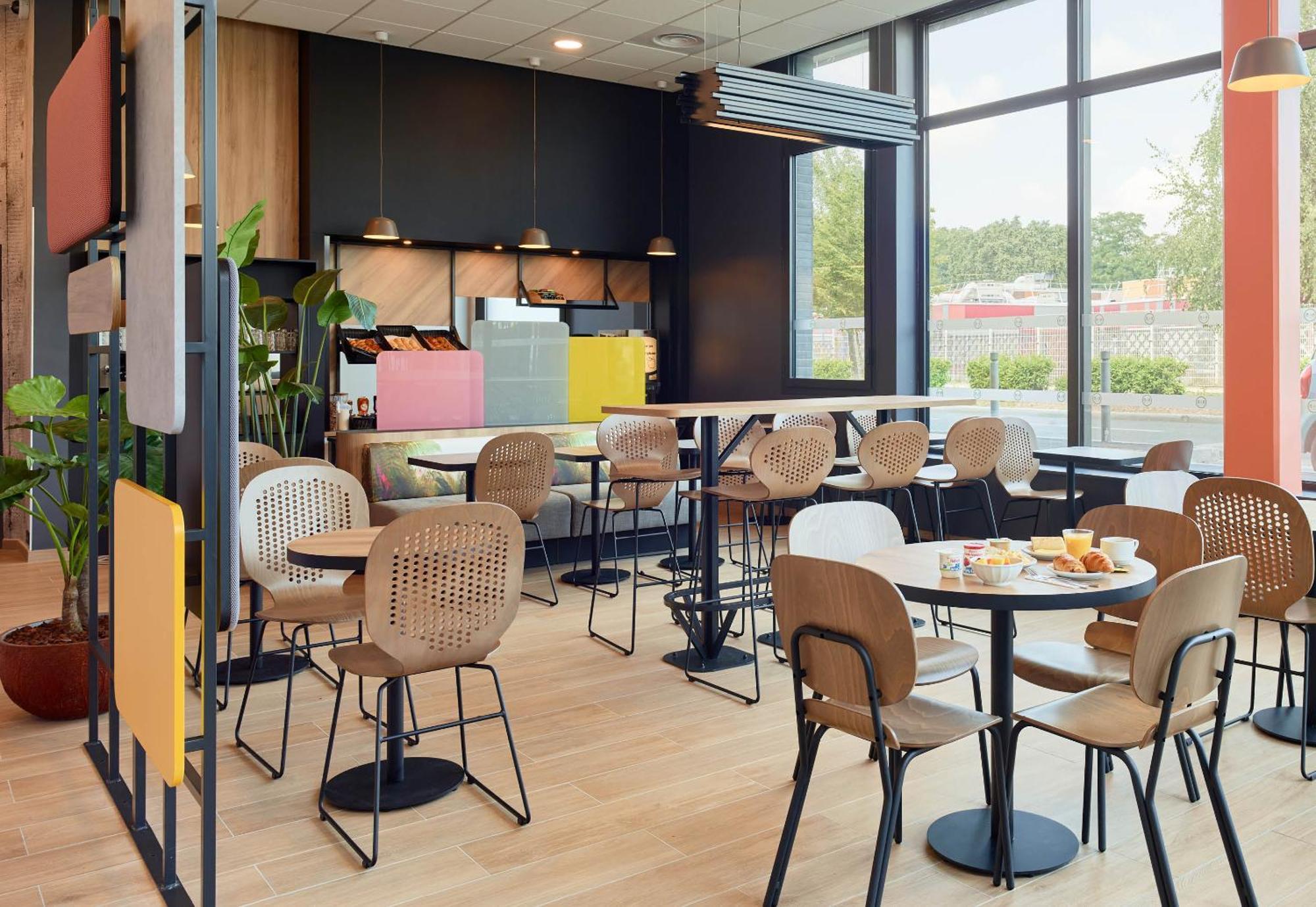 B&B Hotel Paris Clichy-Sous-Bois 3 Etoiles Exterior photo